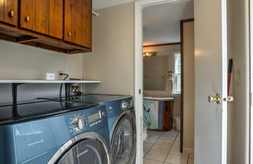 Ooltewah Cabin with Grill, Pool Table and Porch! - Foto 22