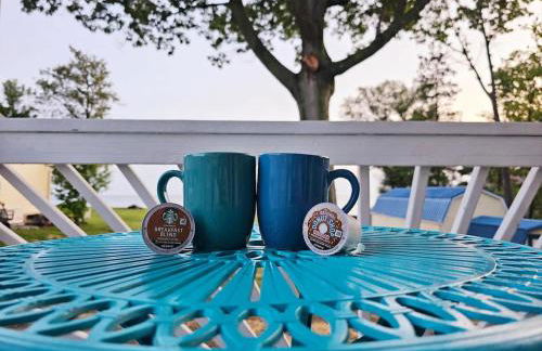 Tree-Top Lake-Front Cottage - Foto 15