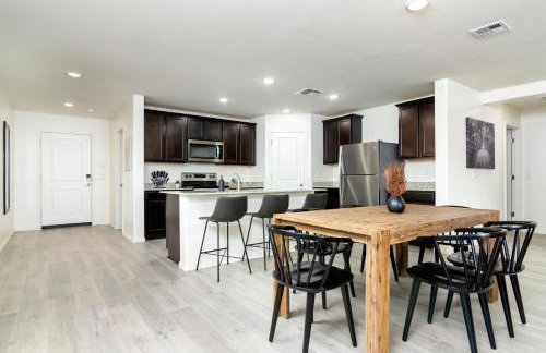 *Family Oasis*Shuffleboard*Backyard*Arcade*Garage* - Foto 4