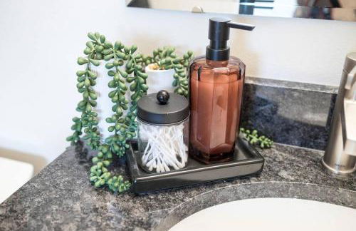 NEW! Boise BaseCamp -Fire Pit -E-Bikes -Greenbelt - Foto 21