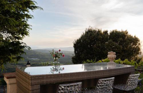 Casa Sole di Toscana USO ESCLUSIVO con 5 camere, 3 bagni, terrazza panoramica, giardino e vasca idromassaggio - Foto 1
