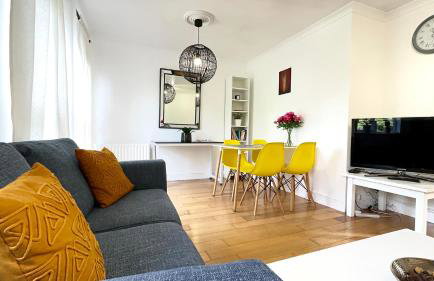 Amazing Location - City of London- 2 Bedroom Stunning Canal View House With Private Garden,Parking & Balcony - Foto 9