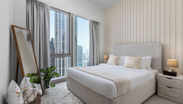 Maison Privee Sky-High Elegance w/ Unrivaled Burj Khalifa Views - Foto 4, Habitación