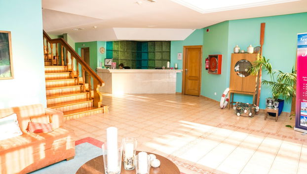 Mostrador de check-in y check-out