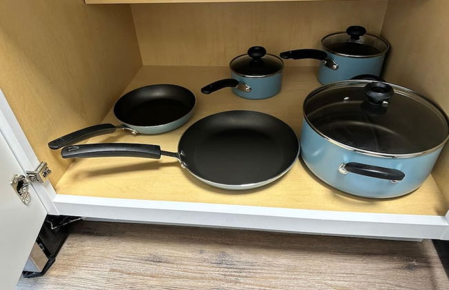 Cozy Unit King bed Laundry - Foto 24