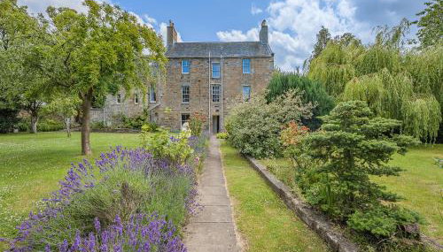 Winfields Manor - Foto 1