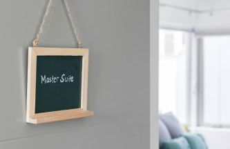 Urban Architectural Retreat with Rooftop Deck & Fi - Foto 12