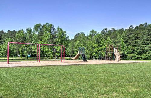 Pool Access, Deck and Grill Ocean Pines Getaway - Foto 27