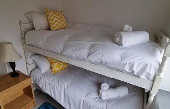 Hidden Gem near the beach with pool table - Foto 11