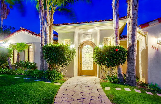 Tropical 5BR La Jolla Retreat by NamaStay - Foto 52