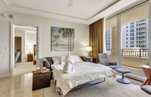 2B Beachfront condo! Pool! Games! 15 mins to PBI! - Foto 21