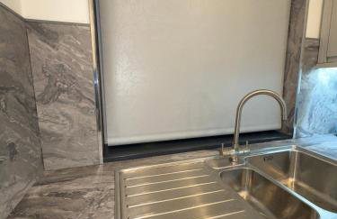 Luxxe House with Hot tub and Pool table - Photo 43