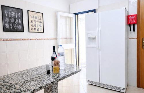 Avenue Apartment - Family-friendly T2 - Estacionamento Privado - Foto 21