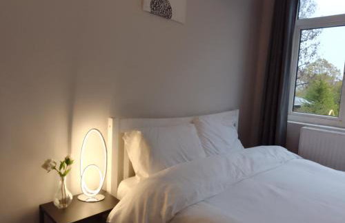 Highfield Home with free parkings, Surbiton, Kingston upon Thames, Surrey, Greater London , UK - Foto 41