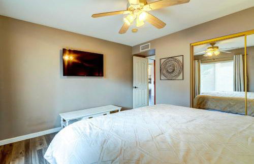 Pool and Hot Tub Home Near Peoria Sports Complex! - Foto 23