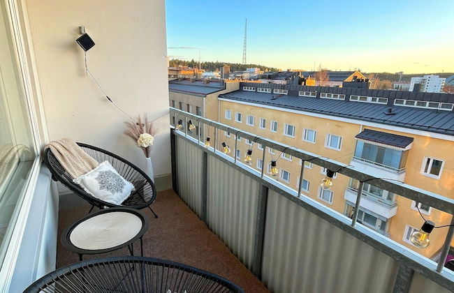 Central Studio Apartment with Balcony - Foto 8