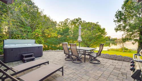 Patio, Views and Hot Tub Quiet Lakeside Cabin - Foto 3