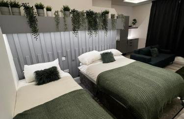 ResiLets - Mood Studio 4 - Town centre studio room with en-suite - Foto 11