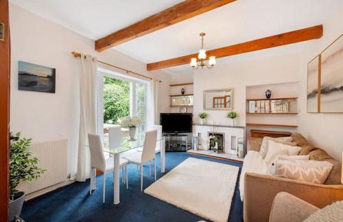5 Bed Home with Private Parking - 25 Mins To Central London - Foto 13