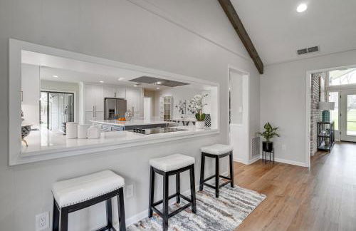 Peaceful Longview Home with Pond, 6 Mi to Downtown! - Foto 6