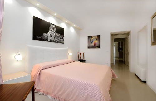 Ludovisi Barberini Grand Apartment - Photo 16