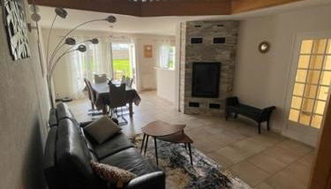 Maison au sein d’un corps de ferme. - Photo 4