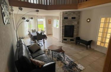 Maison au sein d’un corps de ferme. - Photo 4