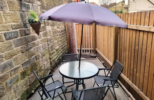 16A Ground floor setup for your most amazing relaxed stay Free Parking Free Fast WiFi - Foto 25