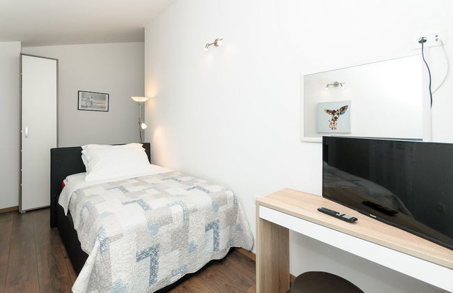 Luxury Villa With Heated Pool, Terrace, and Outdoor Amenities for Relaxation - Foto 12