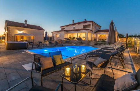 Amazing Home In Sukosan With Wifi - Foto 16