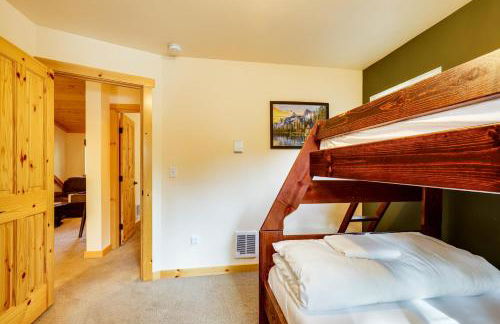 Hot Tub and Game Room Ronald Retreat 2 Mi to Lake! - Foto 20