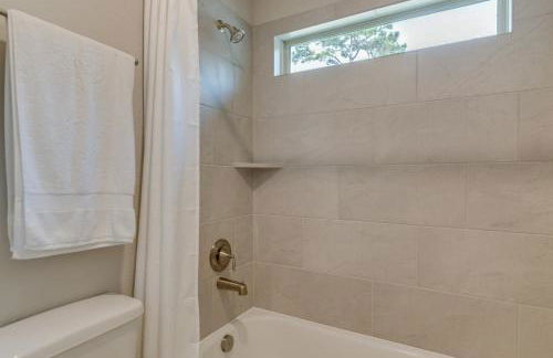 Lake Conroe Home with Resort-Style Perks and Patio - Foto 18