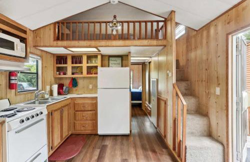 Cabin 9 ~ Toronto Lake: Fishing, Swimming & More! 1 Bedroom Cabin by RedAwning - Foto 7