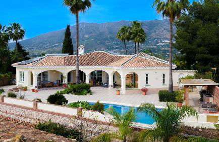 Luxury villa overlooking Fuengirola - Ref 86 - Photo 1