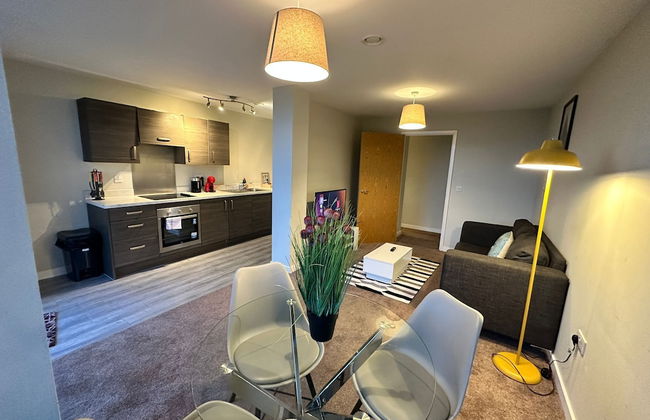 Adelphi Wharf Apartments by Beehosting - Photo 38