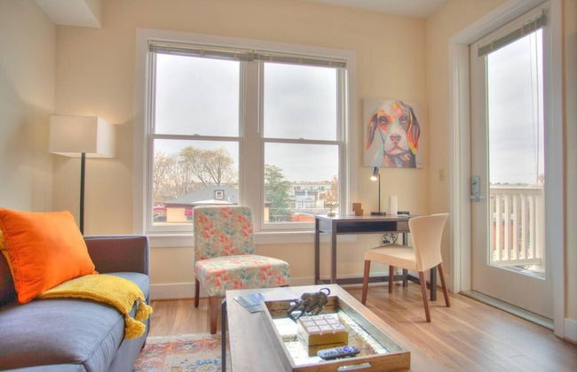 Walk Score 91 Balcony Near King ST - Photo 15