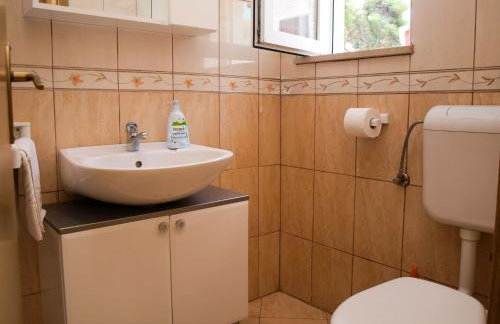 Apartment Jela - Photo 11