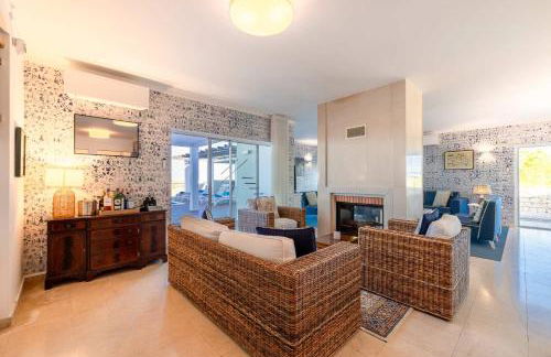 Villa Alice - Walk to beach Pool Tennis court - Foto 7