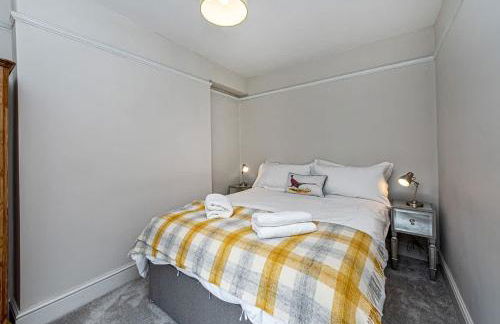 Character Townhouse in Town Centre & Superb Views - Foto 23