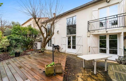 Maison proche du centre de Paris calme et verdure - Foto 10