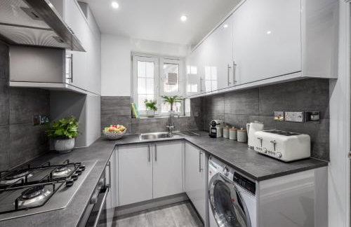 Cosy 4-Bedroom Apartment next to Borough - Foto 49