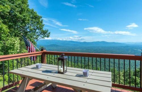 Above the Clouds Log Cabin, Hot Tub & Views! - Photo 28