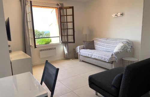 Studio Bruno, vue mer, avec piscine, Golfe de Saint Tropez - Foto 6