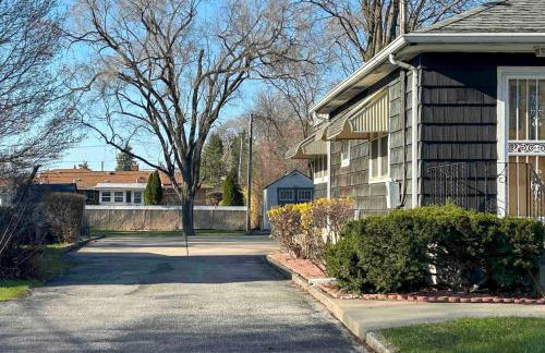 Spacious and Peaceful Suburban Home in Lansing! - Foto 36