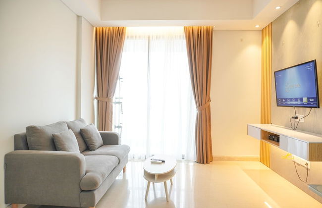 Modern Look And Nice 2Br Gold Coast Apartment Near Pik - Foto 1