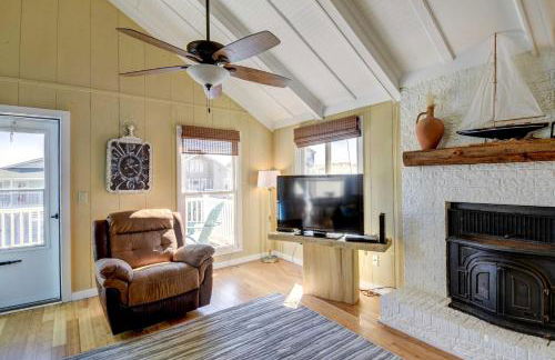 Ocean Isle Beach Home with Canal Views! - Foto 5