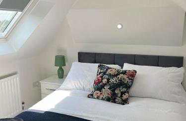 Gatwick 2 Bed Apartments Free Parking - Foto 6