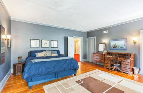 Massive 5 bedroom downtown - Photo 36