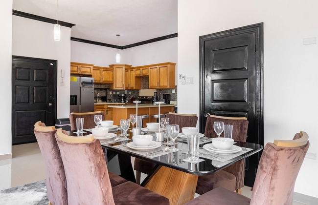 Luxury Living Modern & Contemporary Home With Brand New Pool in Manor Park - Foto 23