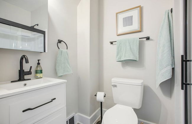 3 Bedroom 2 Bath Home Near Notre Dame 123nd - Foto 17